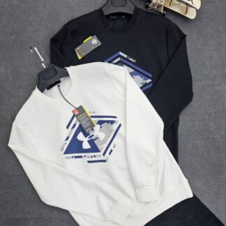 UNDER ARMOR SWEATSHIRT